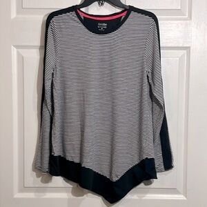 Calvin Klein Performance top - Black and white stripes - Size Medium